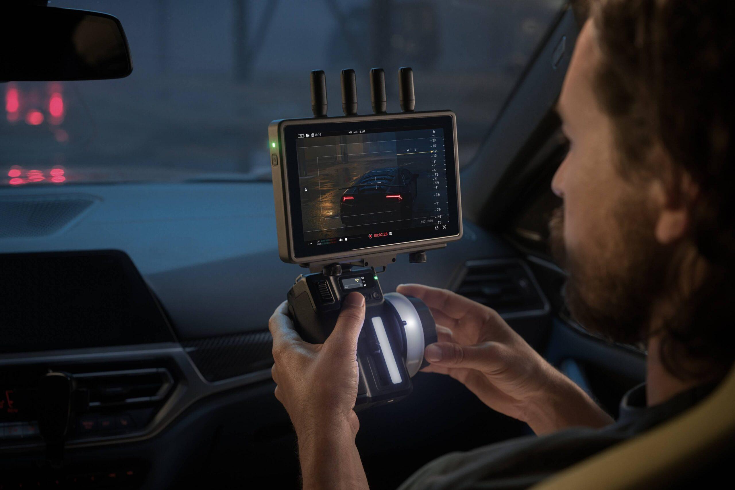 DJI High-Bright Remote Monitor Holder DJI High-Bright Remote Monitor Holder