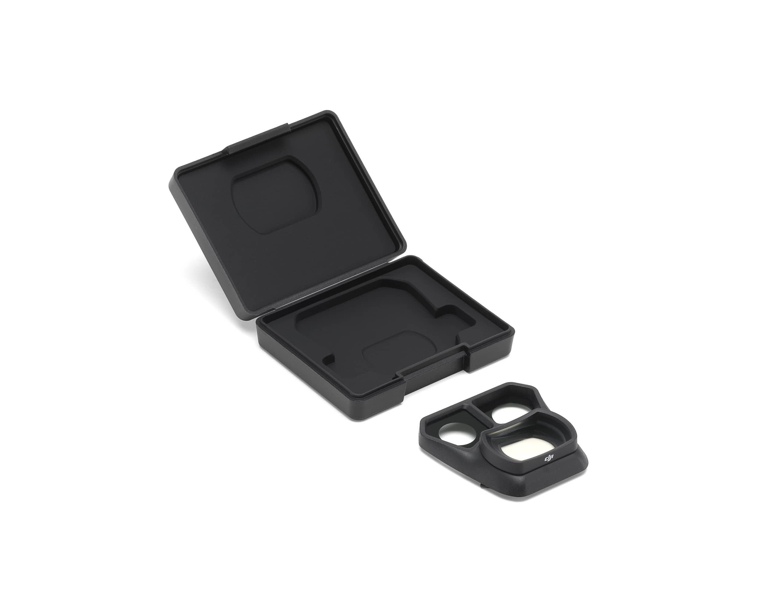 DJI Mavic 3 Pro Wide-Angle Lens 4-min DJI Mavic 3 Pro Wide-Angle Lens