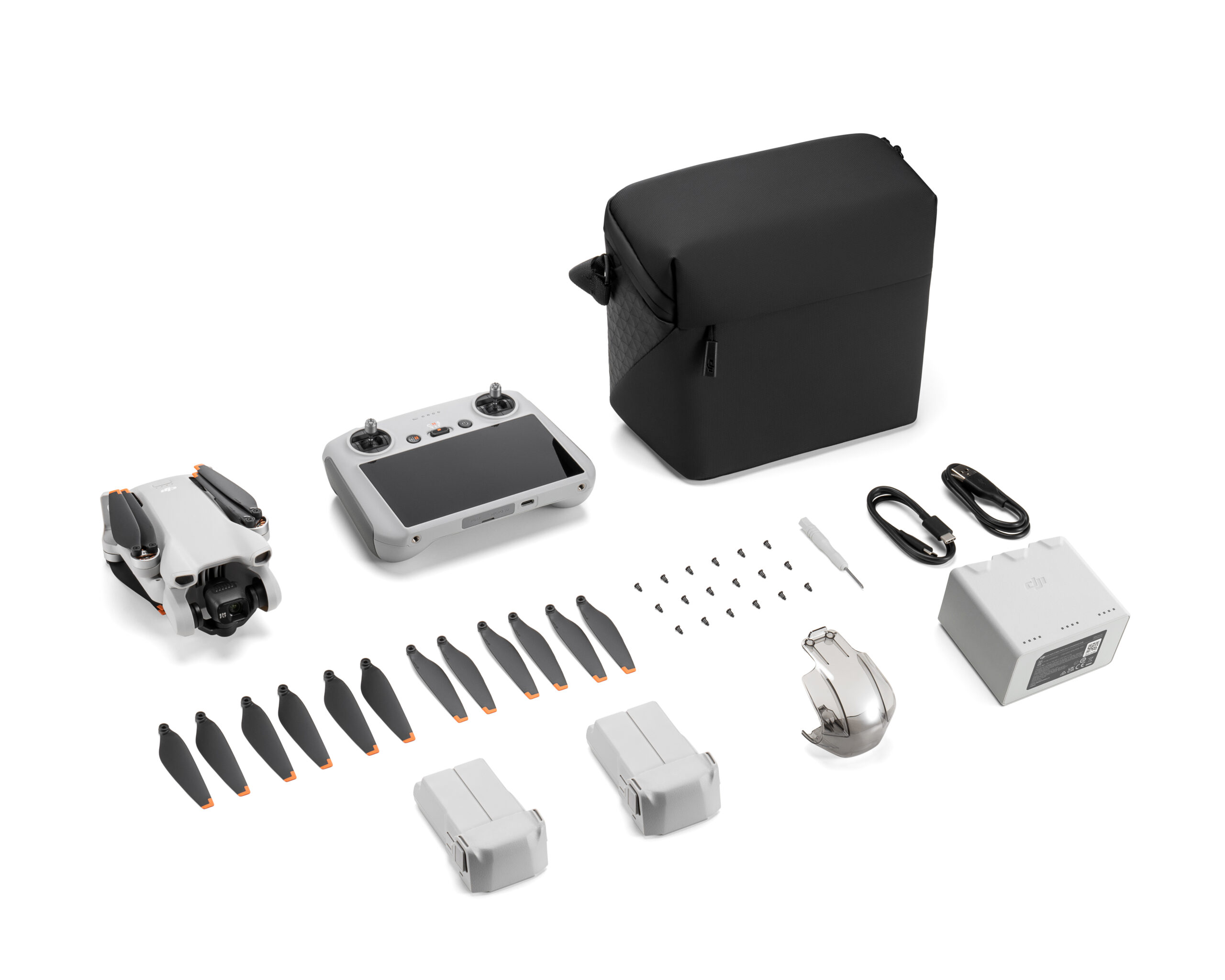 DJI Mini 3 Fly More Combo Plus (RC) (2) DJI Mini 3 Fly More Combo Plus (RC) (2)