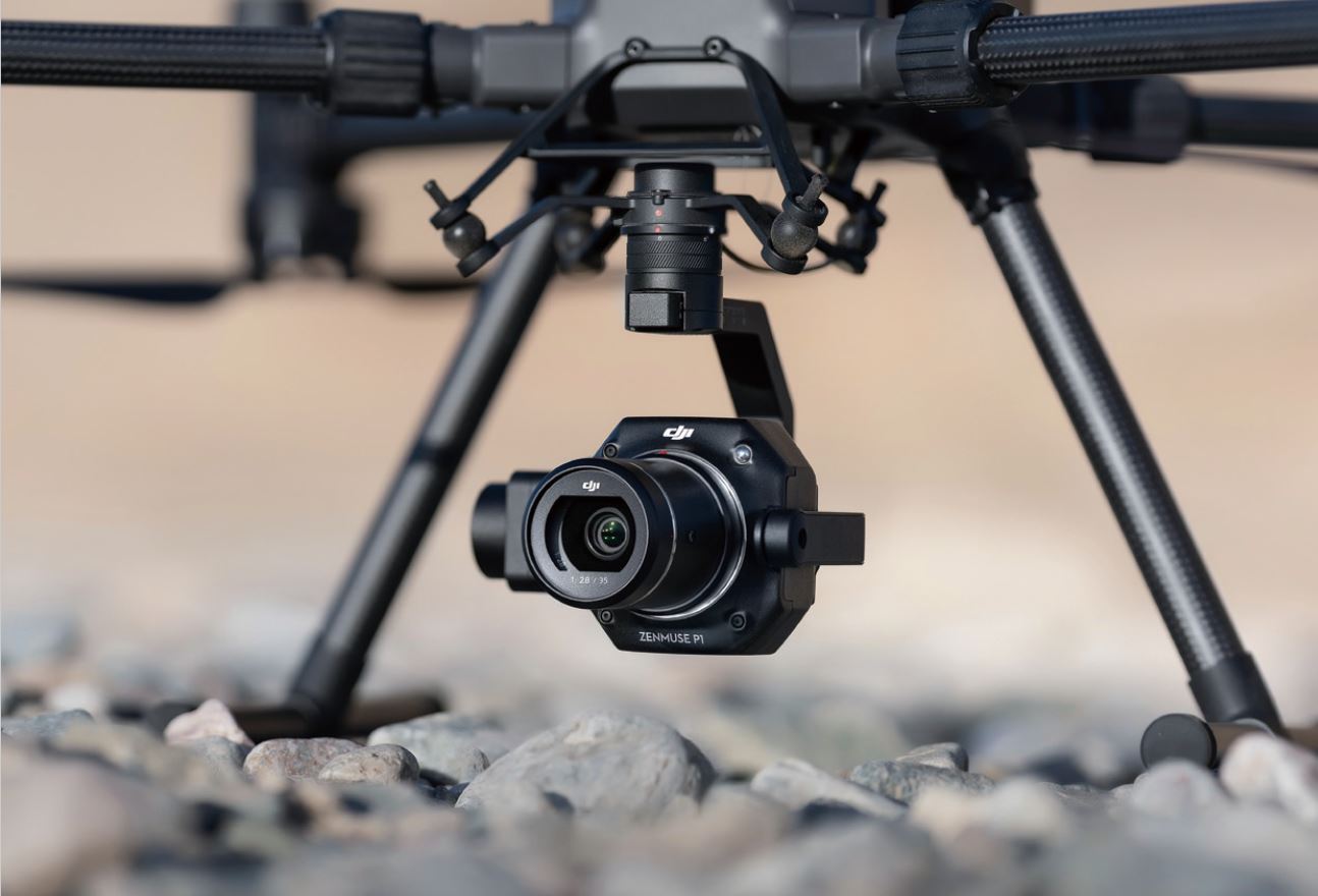 DJI-P1-15 DJI Zenmuse P1 onder de DJI M300