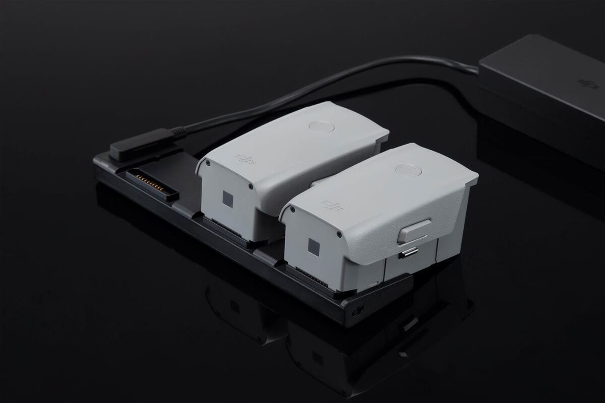 Mavic-Air-2-Battery-charging-hub-04 DJI Mavic Air 2 Battery charging hub