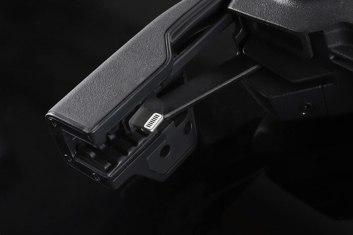 PartLightningConn-03 PartLightningConn-03