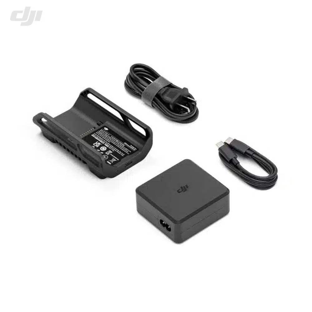 dji-matrice-3d-series-charging-kit DJI Matrice 3D Series Charging Kit bij DroneDepot: Onmisbaar voor Efficiënt Batterijbeheer en Maximale Droneprestaties Bij DroneDepot presenteren wij met trots de DJI Matrice 3D Series Charging Kit, de ultieme oplossing voor efficiënt batterijbeheer van jouw DJI Matrice 3D drone. Deze laadkit is ontworpen om te voldoen aan de behoeften van professionals die vertrouwen op de DJI Matrice 3D voor hun luchtfotografie, inspecties, en mapping. Snelle en Veilige Oplaadtijden De DJI Matrice 3D Series Charging Kit biedt snelle oplaadtijden met de mogelijkheid om meerdere batterijen tegelijk op te laden. Dit bespaart tijd en minimaliseert de downtime tussen vluchten, zodat je optimaal gebruik kunt maken van je drone. De kit is ontworpen met geavanceerde technologie die zorgt voor een veilige laadervaring, waarbij oververhitting en andere risico’s worden geminimaliseerd. Verleng de Levensduur van je Batterijen Met de DJI Matrice 3D Series Charging Kit investeer je in de levensduur van je batterijen. Door regelmatig gebruik van deze laadkit, blijven je batterijen in topconditie, wat bijdraagt aan de betrouwbaarheid en prestaties van je drone. Dit is cruciaal voor lange projecten waarbij je voortdurend afhankelijk bent van volledig opgeladen batterijen. Duurzaam en Betrouwbaar Ontwerp De laadkit is gebouwd voor duurzamheid en betrouwbaarheid, met een robuust ontwerp dat bestand is tegen dagelijks gebruik. Het biedt een solide oplossing voor de uitdagingen van professioneel dronegebruik, en zorgt ervoor dat je altijd klaar bent voor de volgende vlucht. Optimaliseer je Drone-ervaring met DroneDepot Bij DroneDepot bieden wij deskundige ondersteuning bij de aanschaf en installatie van de DJI Matrice 3D Series Charging Kit. Neem vandaag nog contact met ons op om je laadkit te bestellen en ontdek hoe deze kit jouw drone-werkzaamheden kan optimaliseren!